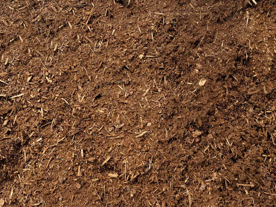 Bark, Wood Chips, Hogged Fuel Sunland Bark and Topsoil