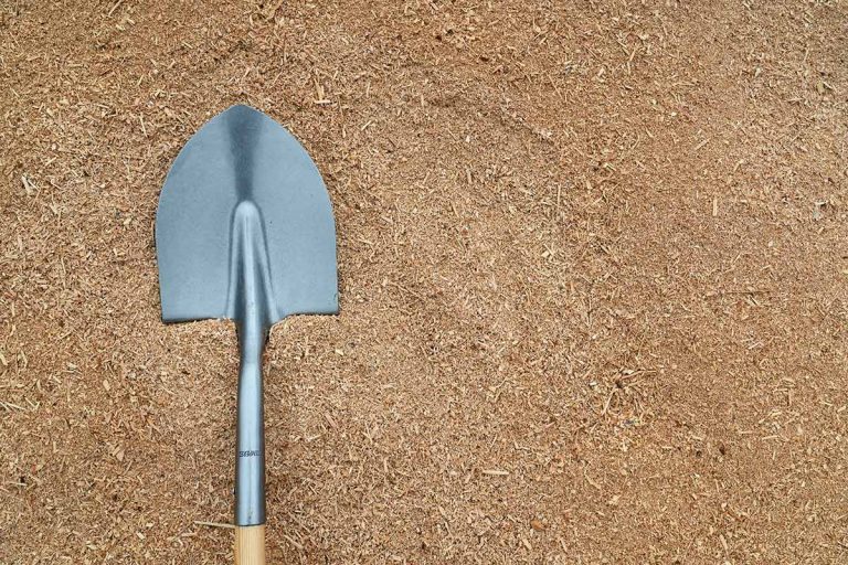 Sawdust Sunland Bark and Topsoil